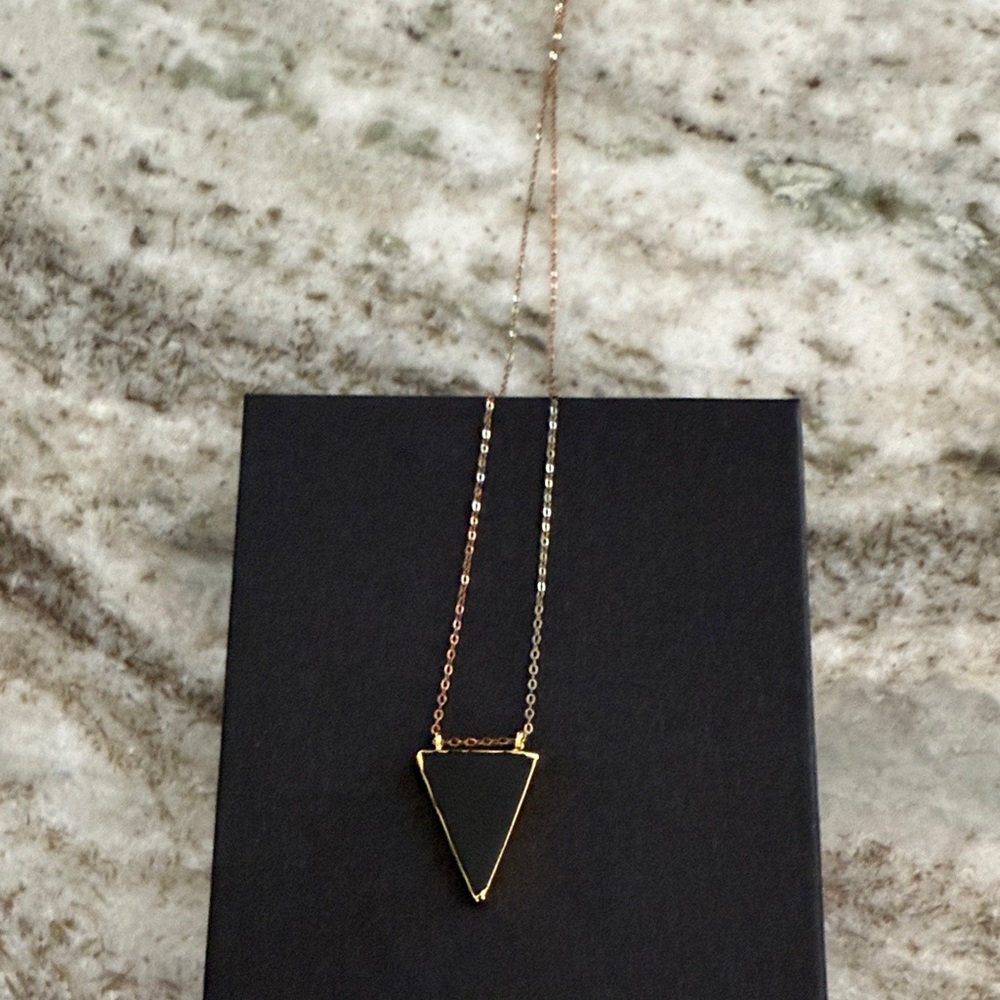 Gold triangle onyx necklace